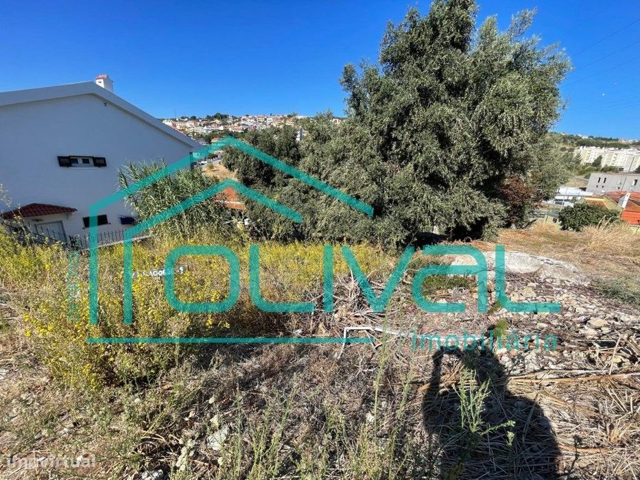 Excelente Lote de Terreno com Área de 337m2, localizado numa zona d... — Alhandra, São João Dos Montes E Calhandriz, Lisboa