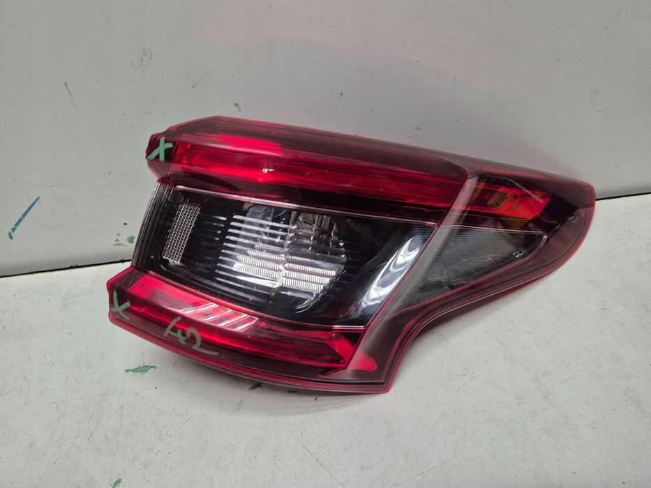 uszkodzona lampa prawa tylna nissan qashqai ii j11 lift 17-21 26550-hv