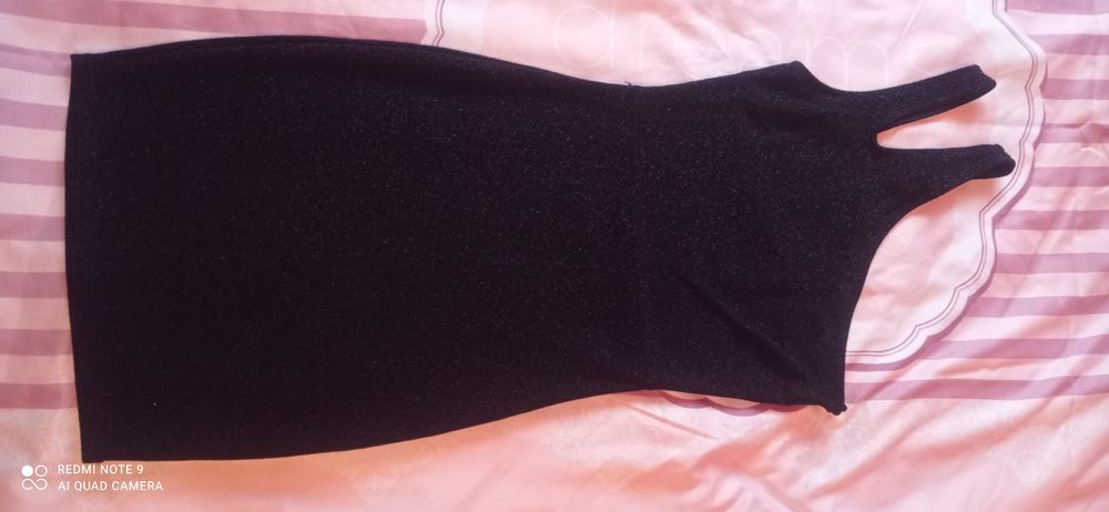 Sukienka mała czarna brokatowa