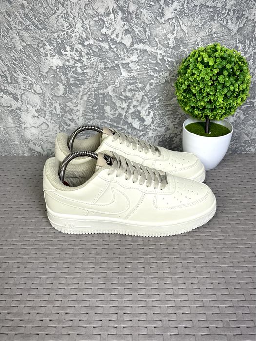 Nike Air Force 1 кроссовки 41 размер женские кожаные спортивные