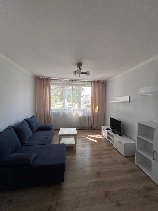 Wynajmę - mieszkanie 2 pokoje os. Centrum