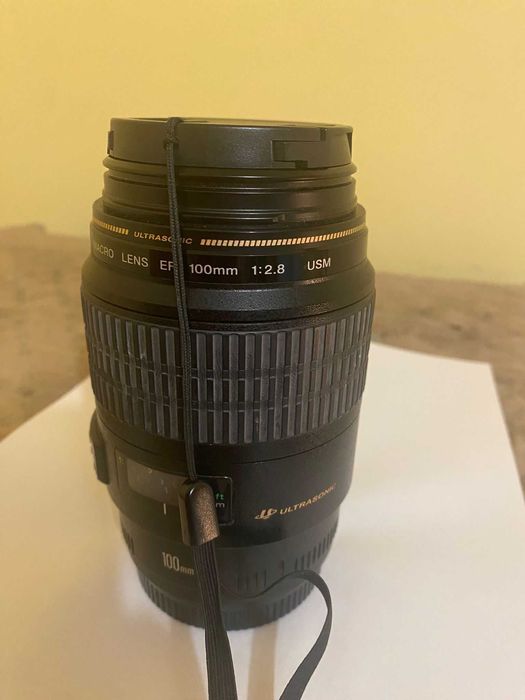 Selling EF 100mm f/2.8 USM Lens, includes Canon EOS Rebel XS64741175980162124