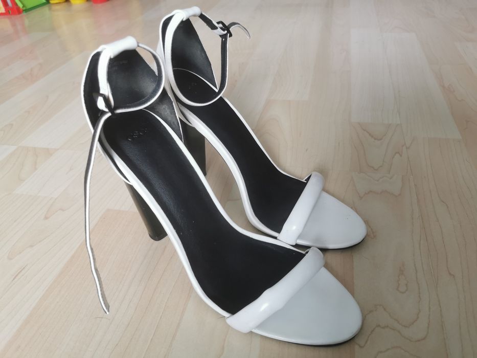 Buty na obcasie ASOS roz. 41