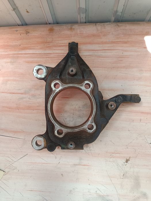 Цапфа Jeep Compass MP передній привід