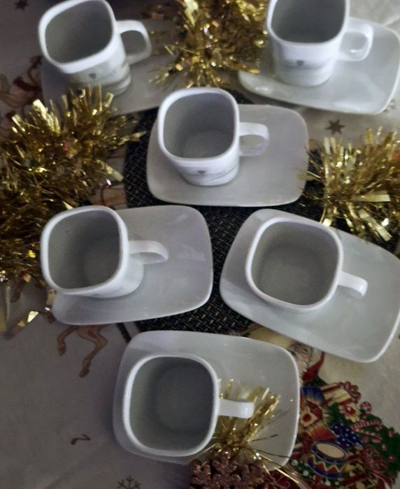 6 filizanek z talerzykami Schwarzkopf Professional