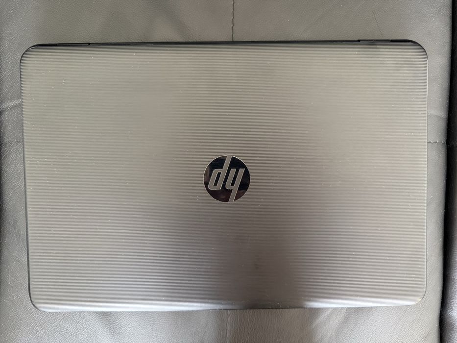 Laptop HP 17’’ | Intel i5 | 8 GB RAM | SSD 250 GB