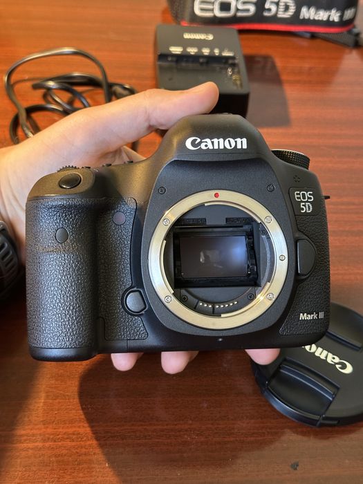 Canon 5D Mark III + об'єктив EF 24-105, нова: 34 500 грн