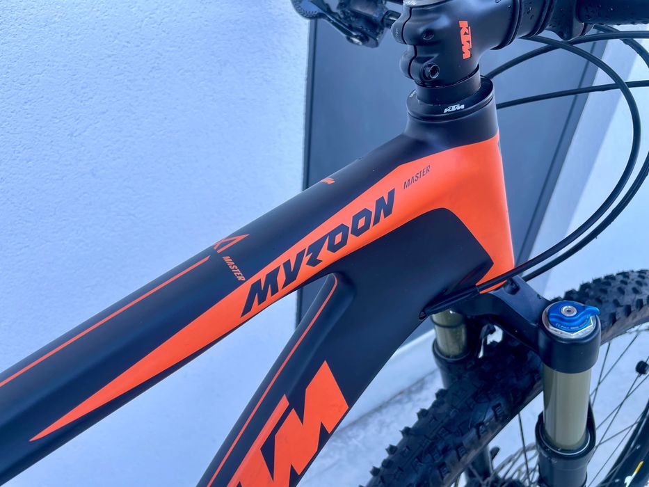 KTM Myroon Master