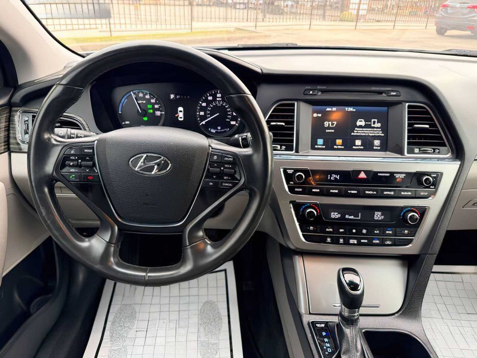 Hyundai Sonata      2017