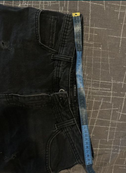 Джинсові жіночі шорти чорного кольору