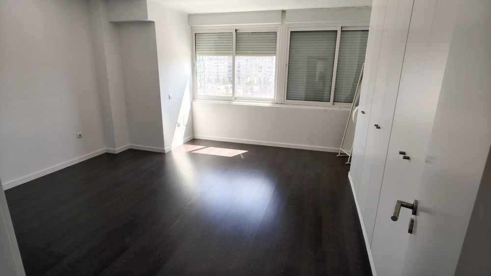 T3 com Suite na Av. 5 de Outubro | Entrecampos