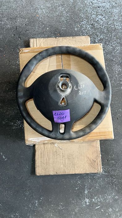 Volante Renault Clio III