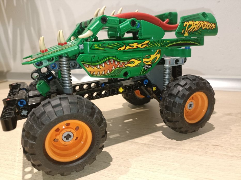 LEGO Technic 42149 Monster Jam Dragon