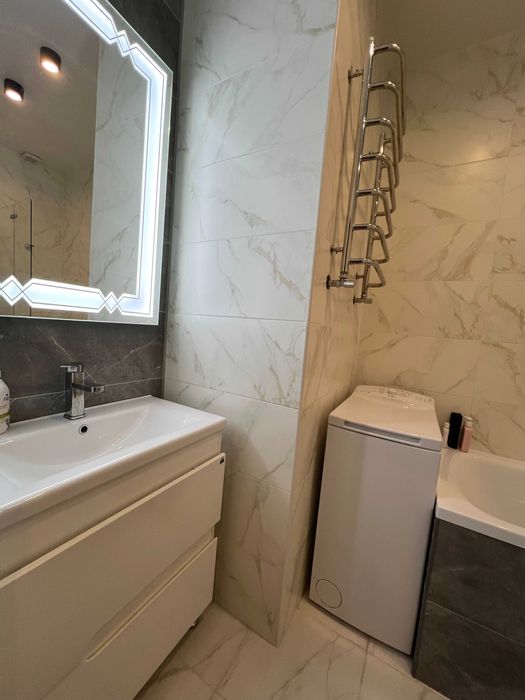 Продаж! 2-кімн. НОВОБУДОВА, вул. Головна 196 (р-н автовокзалу)