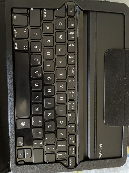 Беспроводная клавиатура для планшета