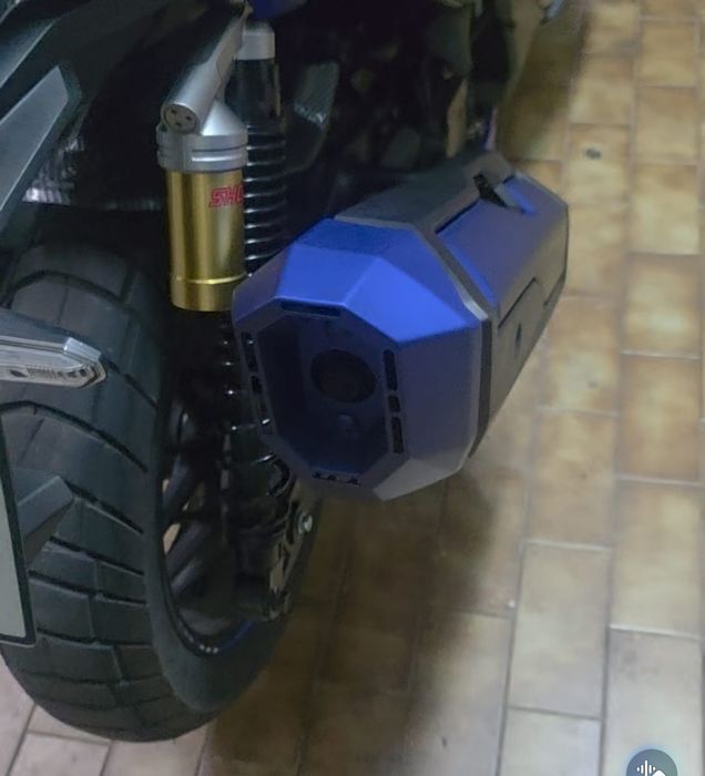 Escape Honda ADV 350