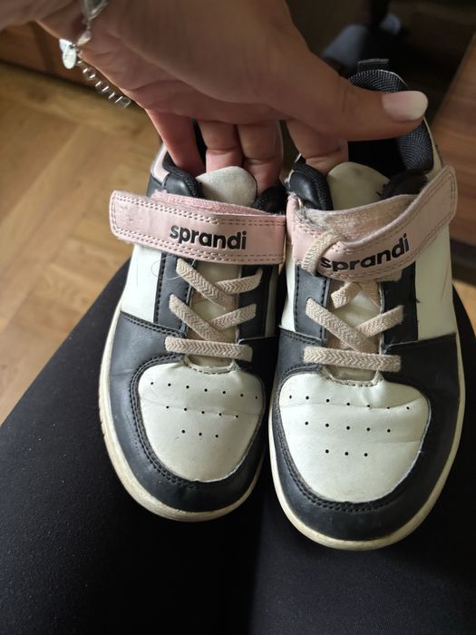 Sprandi sliczne adidasy 33