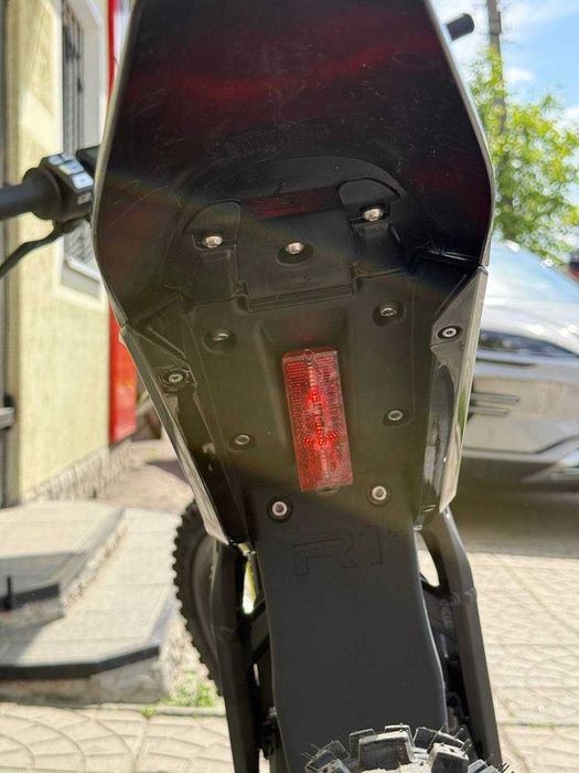 Елетромотоцикл ReRode R1+ (17000W) 72V 40Ah