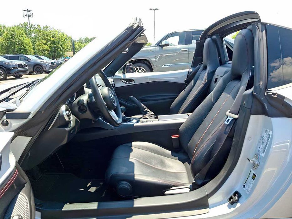 Mazda MX-5 Miata RF Grand Touring      2019