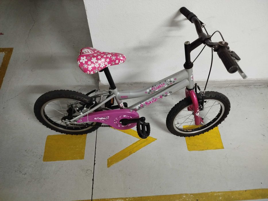 Bicicleta BTT Berg de criança até aos 8 anos e em bom estado geral