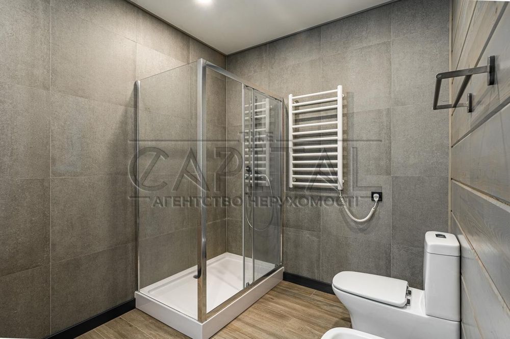 Оренда будинку з басейном у Київ Riverside Family Club