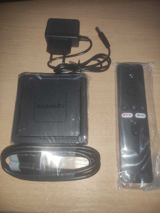 Смарт-ТВ приставка Android 14 TV Box Q7 8+128 Гб