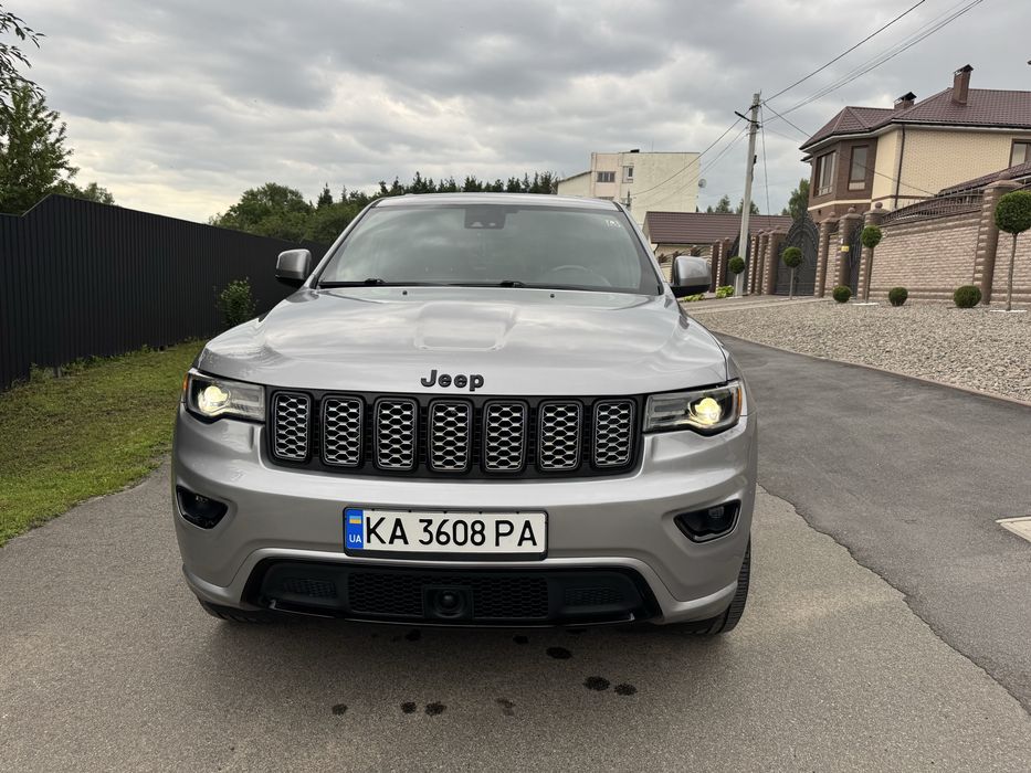 2020 Jeep Grand Cherokee в идеале с ГБО