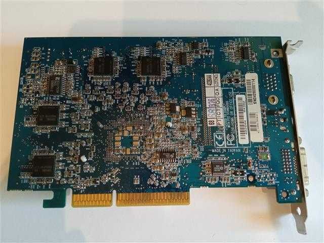 Gigabyte Radeon 9600 PRO AGP (GV-R96P128DH) RETRO !