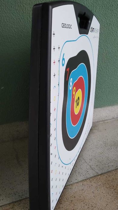 Arco e 4 Flexas de Ventosa + Alvo