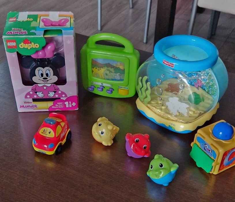 Zestaw zabawek Lego i Fisher Price