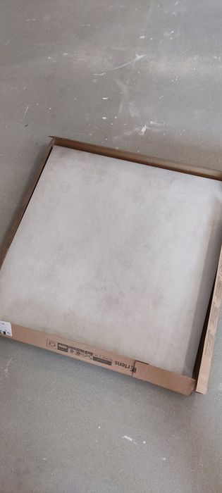 Gres szkliwiony Artens Selget Silver 59,7 x 59,7 cm – 4 sztuki (ok. 1.42 m²)
