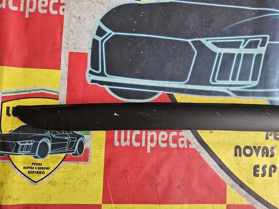 Friso Direito Pára-brisas Citroen C4 Picasso II | 130685