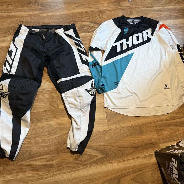 Stroj cross enduro 36/XL thor fly fox
