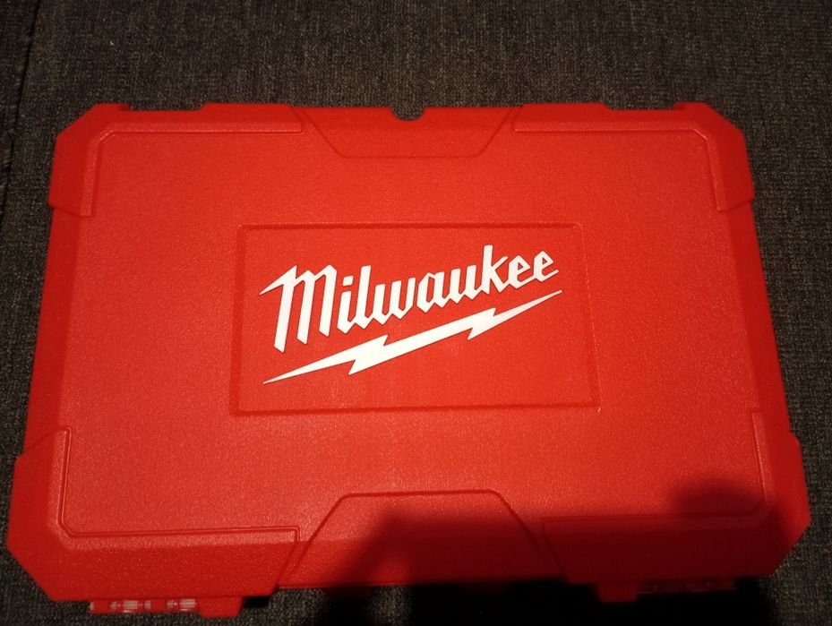 Пылесос Milwaukee 2306