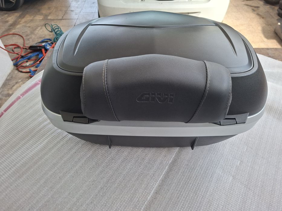 Top case Givi 47L