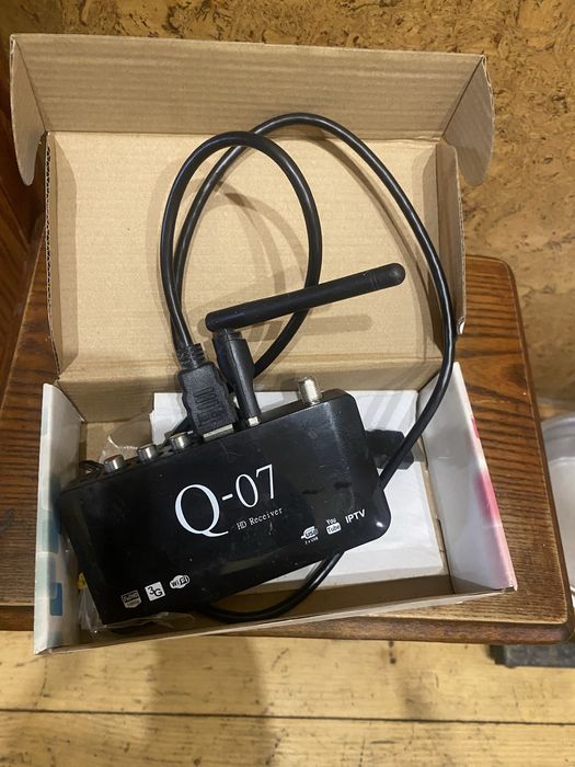спутниковый ресивер Q-SAT Q-07