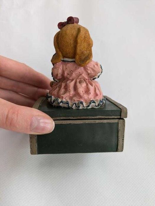 Скарбничка статуетка з собаками