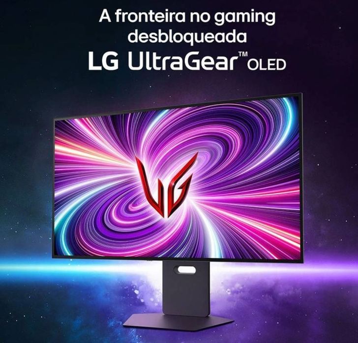 Monitor LG UltraGear 32GS95UV-B OLED 31.5" 4K UHD 16:9 240Hz