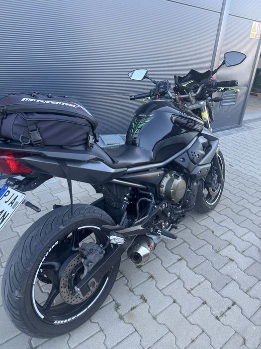 Yamaha xj6n naked