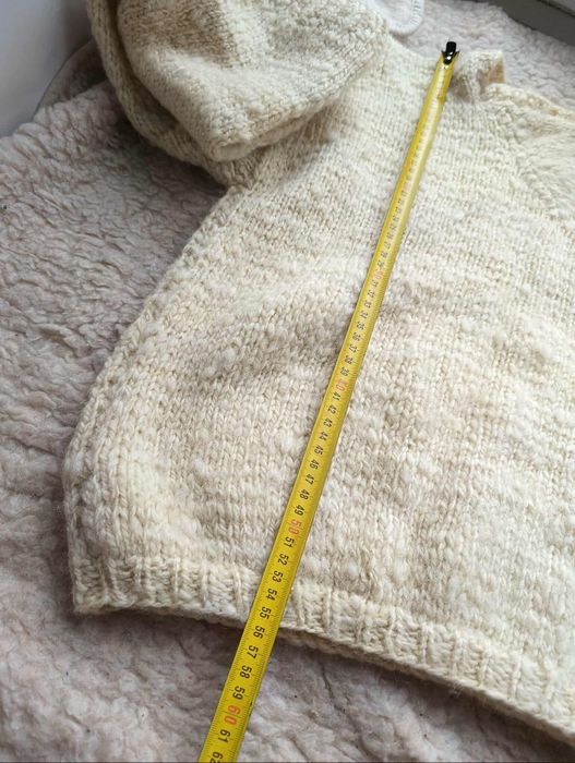 Sweter kremowy wełniany, wełna luźny 36 S