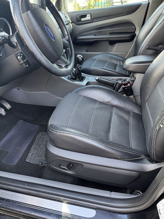 Продам Ford Focus 1.6 tdci