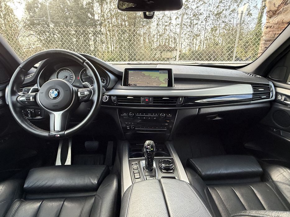 BMW X5 M50D  7 lugares