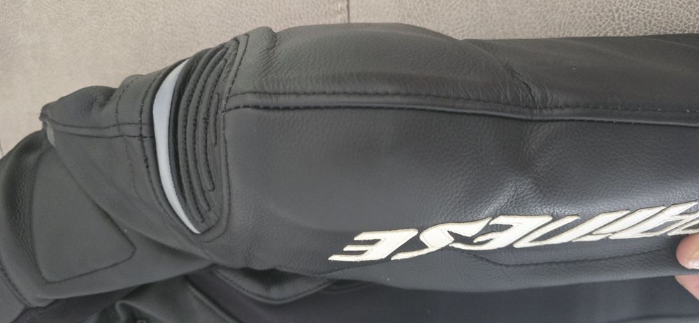 Alpinestars & Dainese