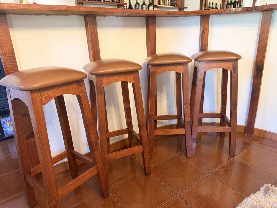 Bancos de bar..