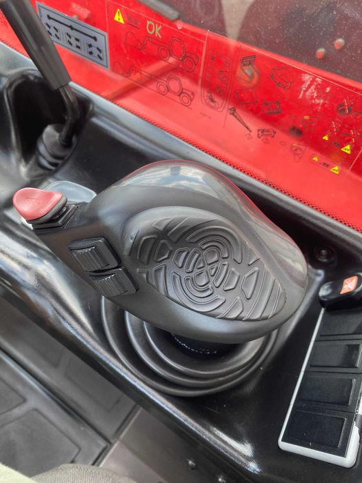 Навантажувач Manitou MLT 735-120 LSU з Європи !