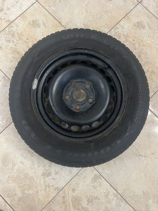 Продам запаску на авто