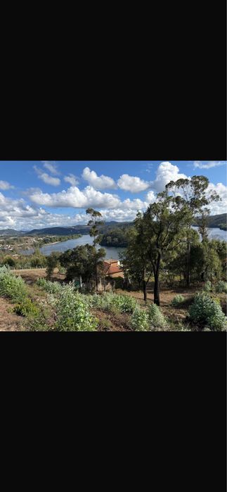 Vendo terreno com 1600 m2  zona de Gondomar -Melres