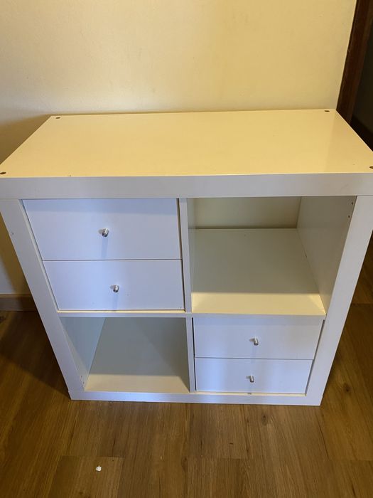 IKEA KALLAX 2×2 com 4 gavetas – Branco