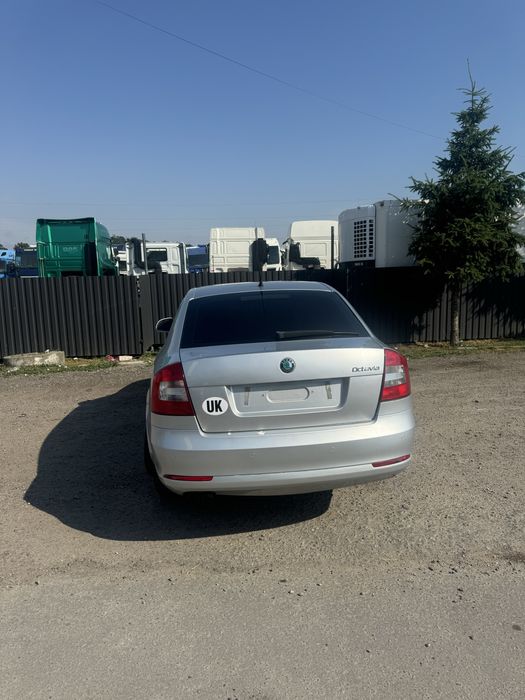 Розборка запчастини шрот Шкода а5 Skoda a5 SKODA A5  Oktavia 2.0 CFHB