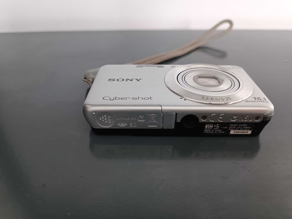 Sony w710 16mp 5x